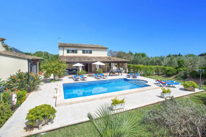 Villa SOlivellas by Villa Plus