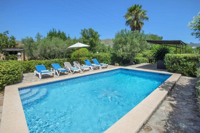 Villa Vidrier II by Villa Plus