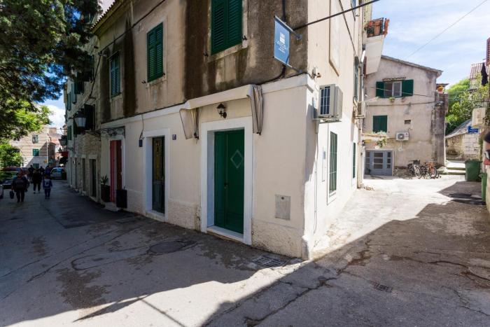 Apartments with WiFi Split - 24391