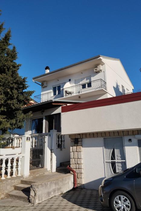 Apartments with parking space Dramalj, Crikvenica - 22302