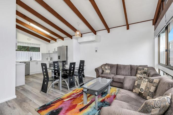 Eliza Lee 3 - 3BR Apartment l Air-Con l WiFi l Double Garage