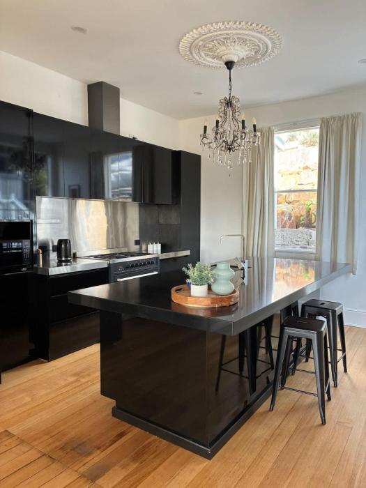 Forest Rd Haven with Tamar River Views