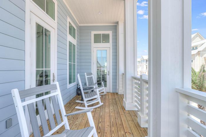 Fun Never Sets 324 DAR