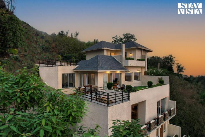 StayVista at Echoes of Ease with Bonfire & WiFi