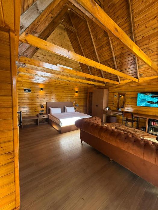 Navy Inn & Bungalows