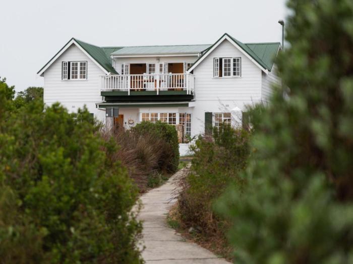 Little Villa by Ideas Cartel