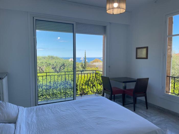 Villa vue mer Beaulieu