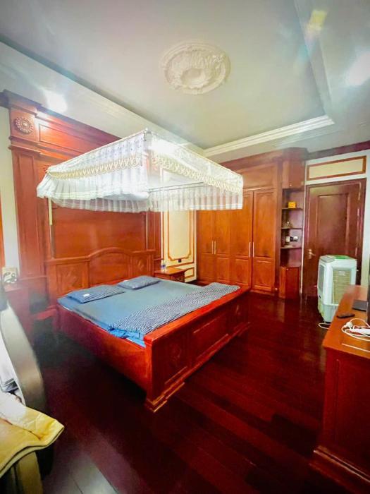 Nguyên căn biệt thự vườn