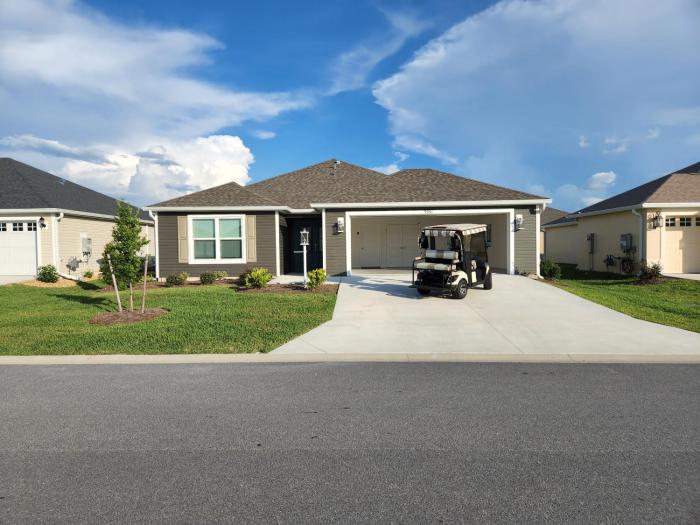5991 Z5 VILLAGE OF ST. CATHERINE by REMAX Premier