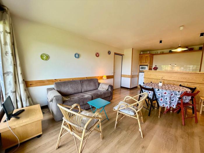 Appartement au pied des pistes, proche commerces - FR-1-505-8