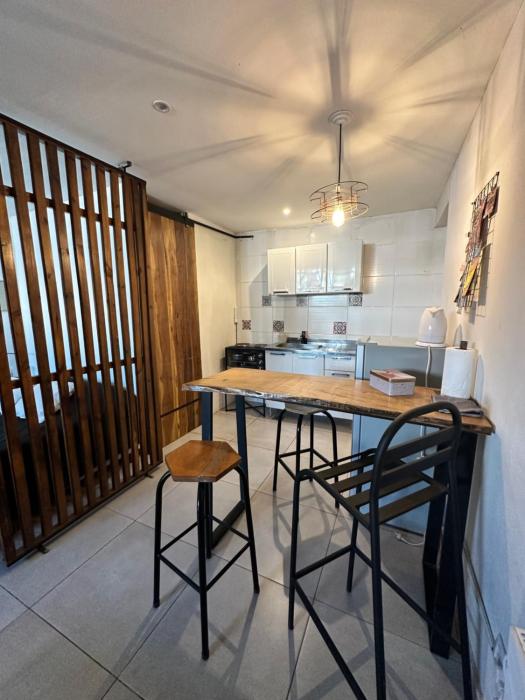 Moderno Monoambiente con estacionamiento