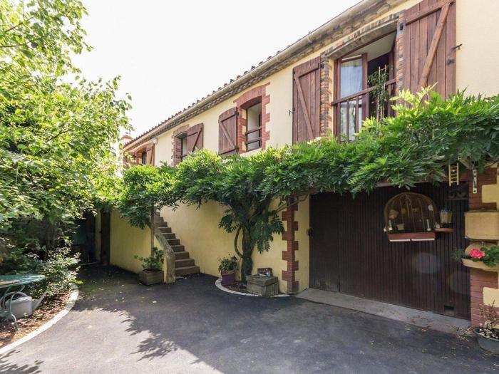 Gîte rénové à Corcoué-sur-Logne avec étang privé et équipements bébé - FR-1-306-1066