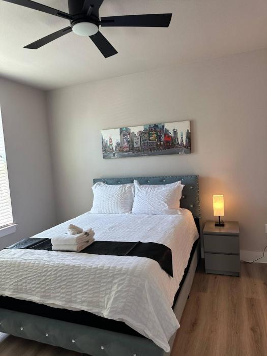 Texas: Rustic-Chic Resort-Style Apt w Pool