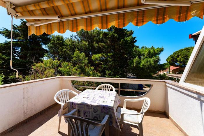 Dora Studio near Center and Sea