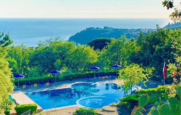 1 Bedroom Beautiful Apartment In Ricadi