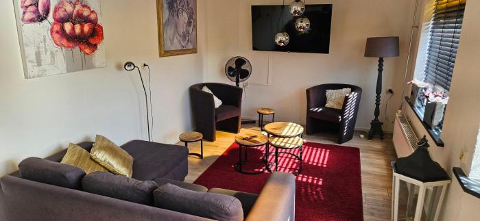 Reiderland appartementen centrum Bad Nieuweschans 50 meter supermarkt