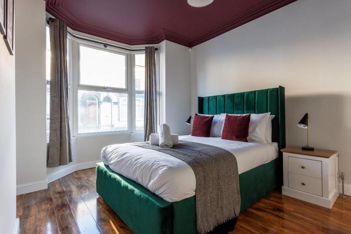 Modern 3BR Home on Benson Street