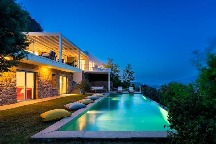 5BR Villa with Private Pool and Aegean Views