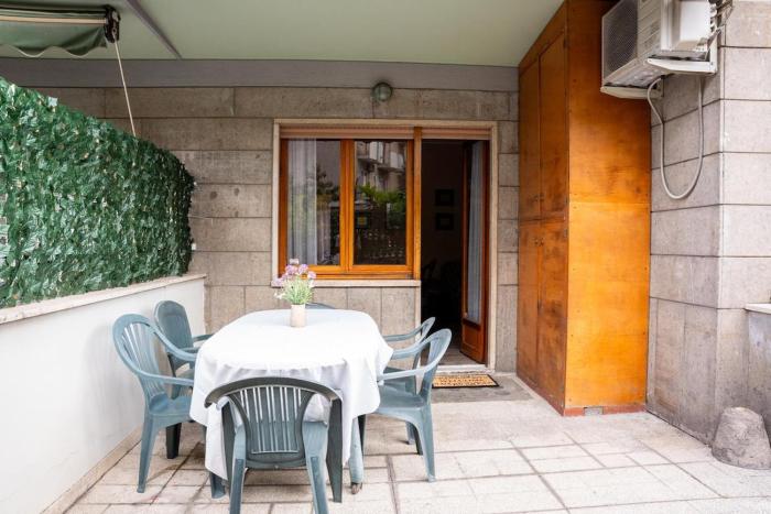 Aurelio Apartment, Vatican Metro A