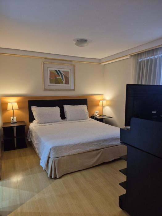 Hotel Vila Mariana Bienal Suites UH 1005