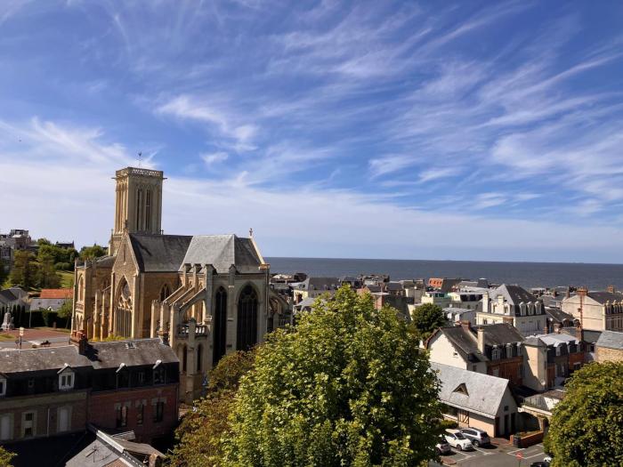 Appartement 2 pièces avec parking, centre de Villers-sur-Mer - FR-1-712-40