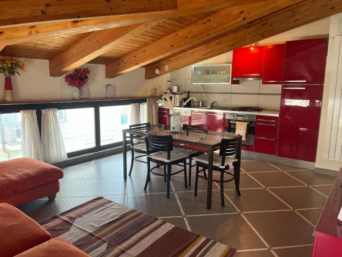 Comfortable attic apt with parking space in Chiavari Italy