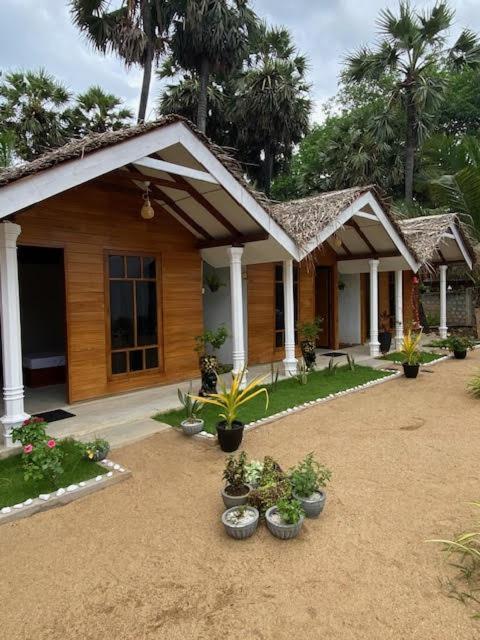Bliss Cabana