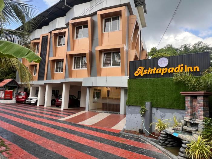 Ashtapadi Inn