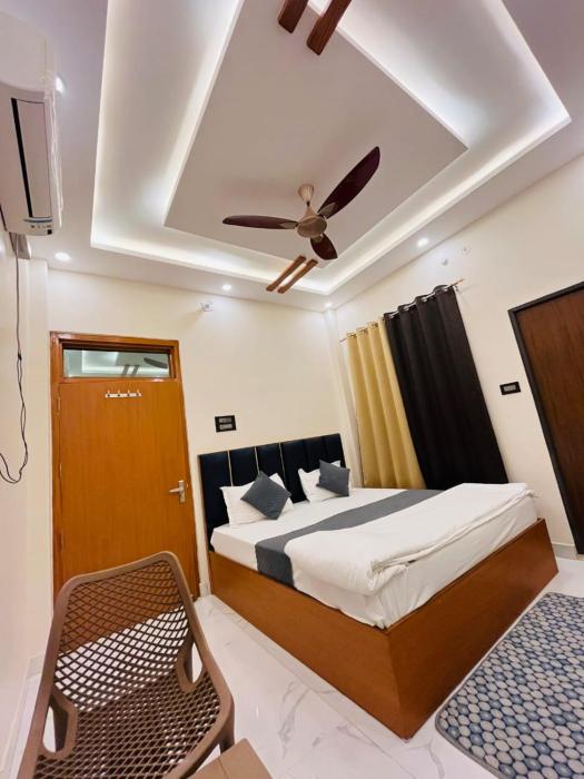 Shivam palace Ayodhya walking distance Ram mandir