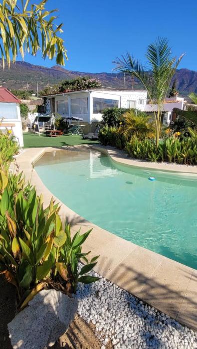 Finca Maradentro - private pool and jacuzzi with ocean view