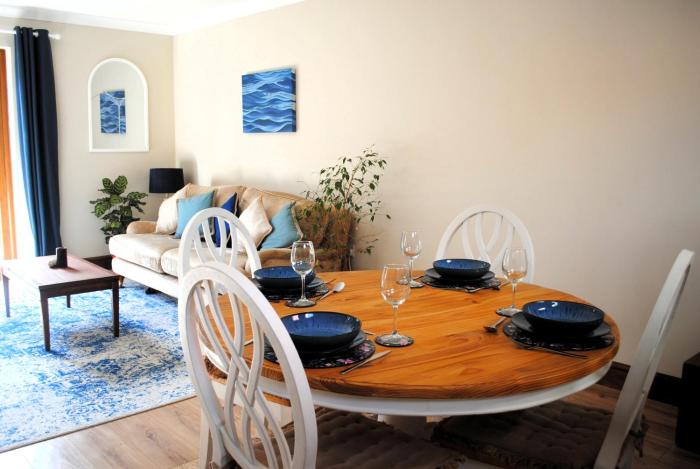 Spacious townhouse near Bude beaches