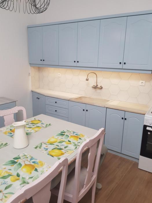 Το Ρόδο και Η Λεμονιά