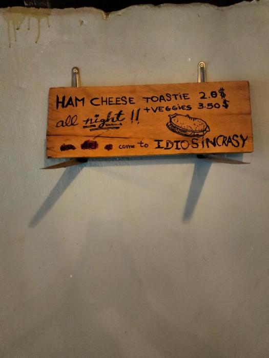 Idiosyncrasy Bar and Hostel