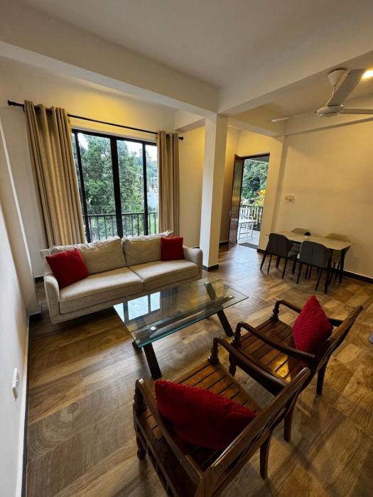 City Hush - Kandy
