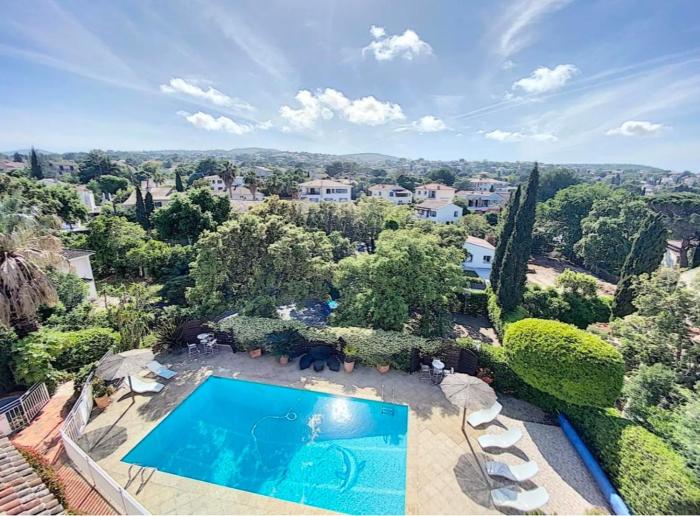 St Aygulf - Studio Piscine Clim Vélos Wifi