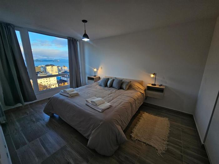 Departamento 4 pasajeros con vista unica al lago