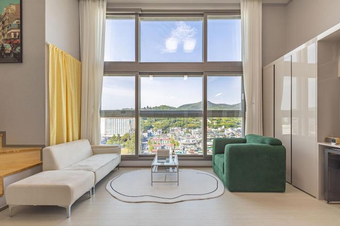 Yeosu Stay the Sleep