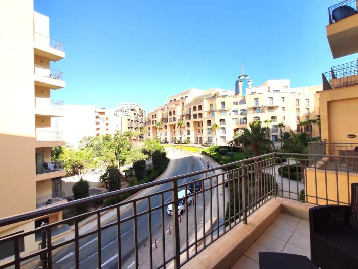 Delux home Portomaso