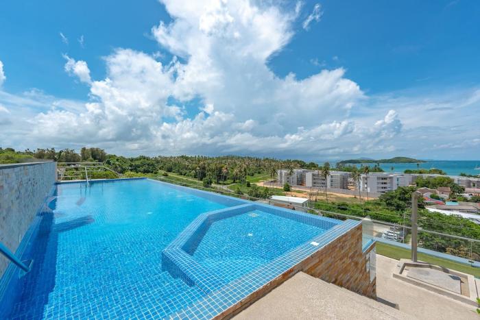 C189 Beachside Luxury in Rawai Sea View and Gym