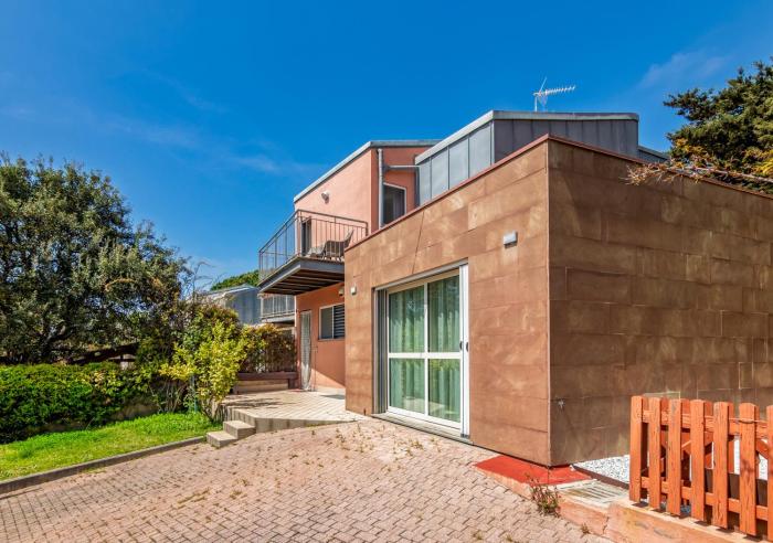 Villa Elegance - With Garden and Private Gym