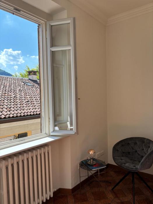 IlNanoaComo, HolidayApartment in the Heart of Como