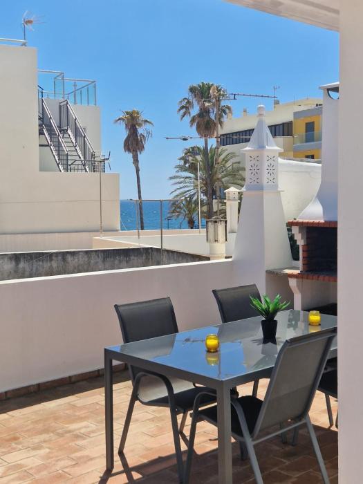 Vivenda das Conchas - Just 50 Meters from the Beach