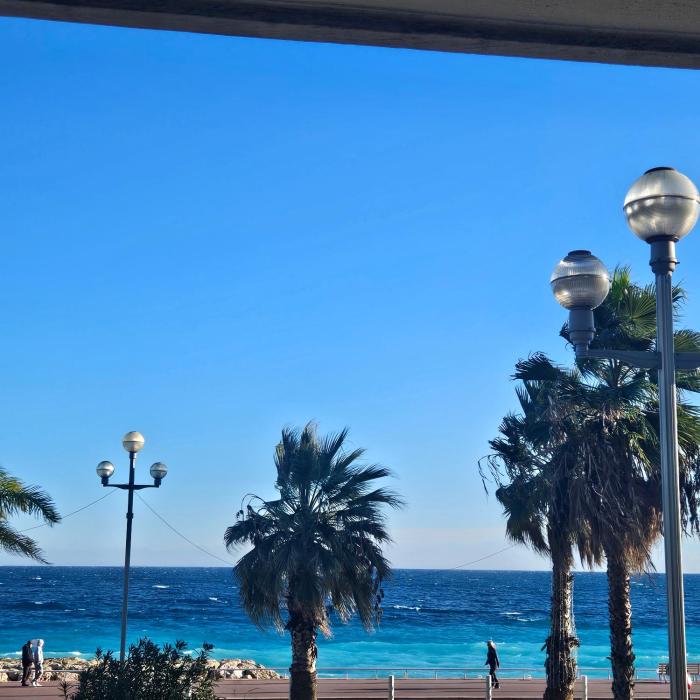 Vue mer studio tout équipé