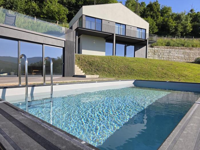 Casa do Barbeiro - View of the River Minho