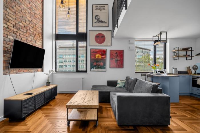 Warsaw Targowa Studio - 50m2, Top location - by Rentujemy