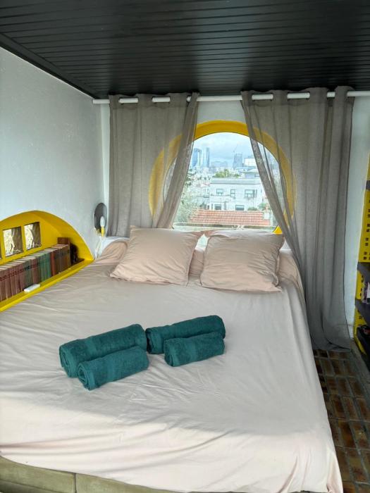 Grand studio vue magique sur Paris