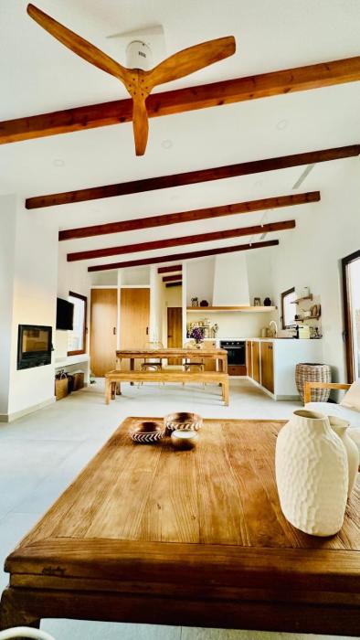 Villa Salinas Beach Home