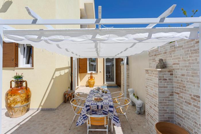 Silver Home - house in the center with garden, Otranto