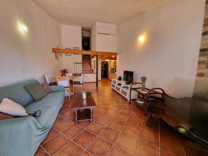VillaLú ,Oasis of peace 300 meters from the sea Wi-Fi & AC