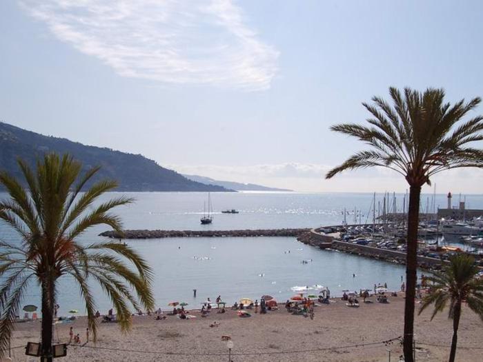 Loft 2 pièces vue mer dans vieille ville, plages à deux pas - FR-1-196-195